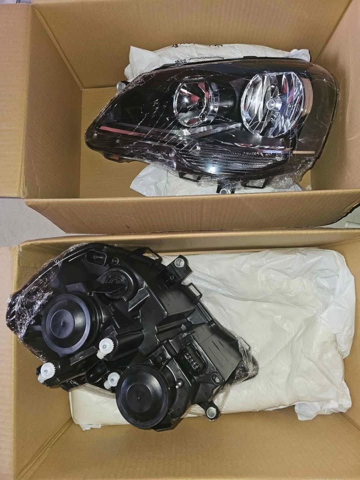 Polo Vivo New Headlights