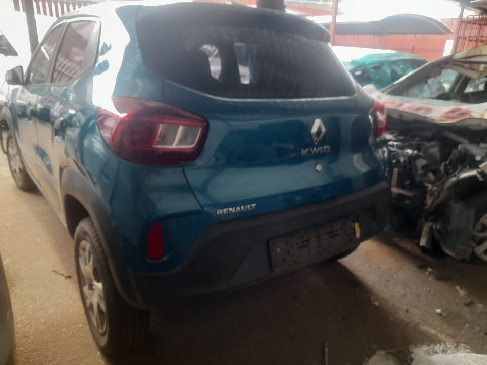 RENAULT KWID CLIMBER AUTOMATIC STRIPPING - Private Seller RENAULT KWID CLIMBER AUTOMATIC STRIPPING - Private Seller