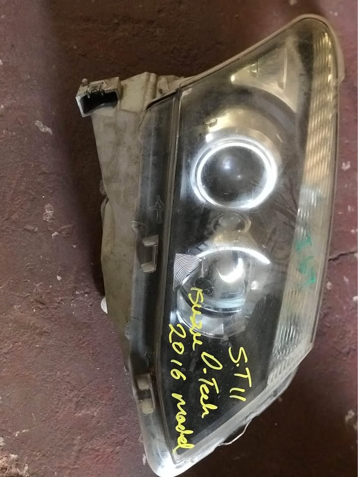 Isuzu D tech 2016 model headlights - Private Seller