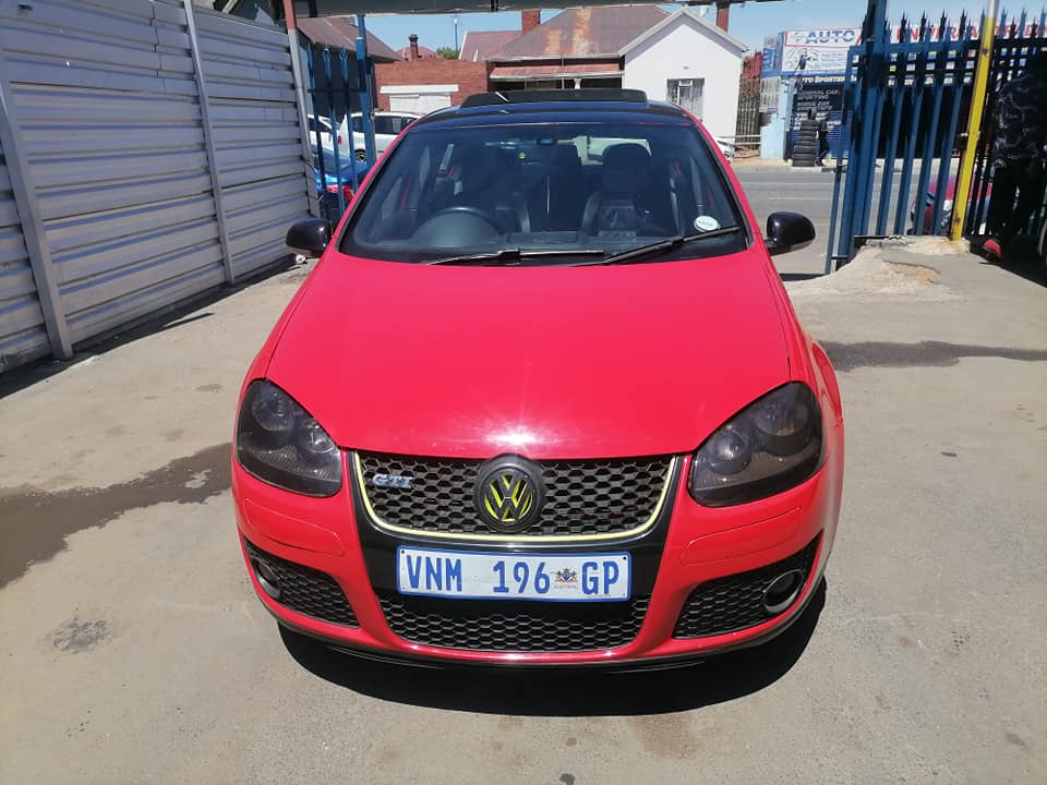 Volkswagen Golf 5 2.0