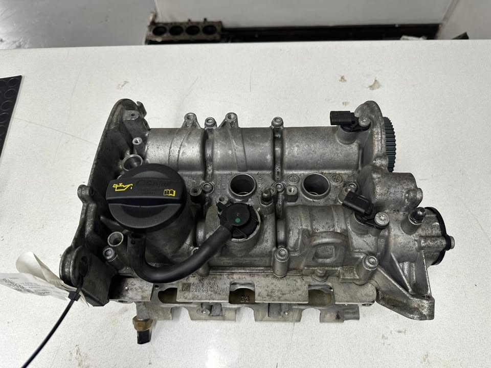 1.0 VW AUDI CHZ Cylinder Head - Private Seller