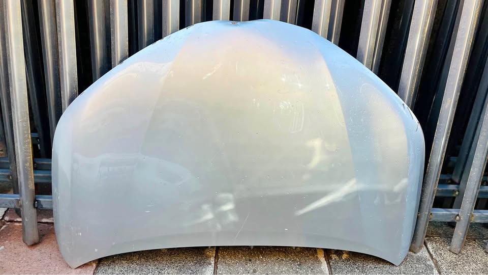 Toyota Yaris bonnet 2018 - Private Seller Toyota Yaris bonnet 2018 - Private Seller