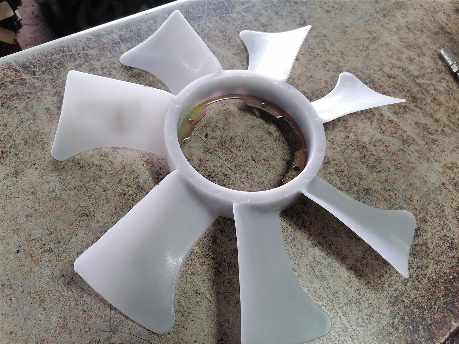 Nissan 2.7 fan blade for sale - Private Seller Nissan 2.7 fan blade for sale - Private Seller