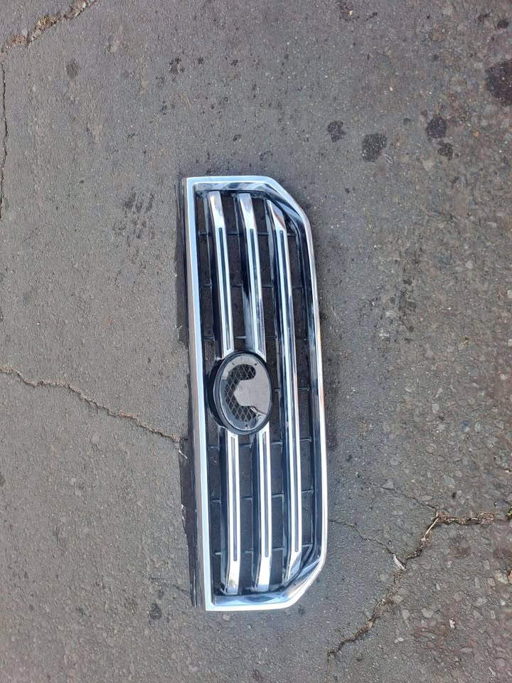 GWM P SERIES MAIN GRILLE - Private Seller GWM P SERIES MAIN GRILLE - Private Seller
