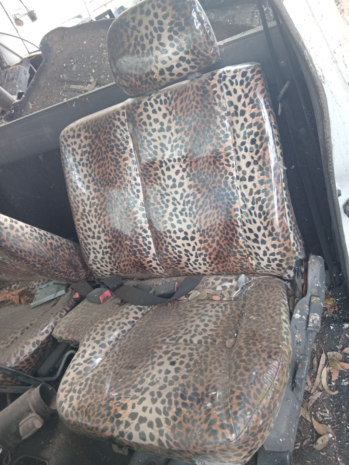 Used Mitsubishi Colt Single Cab Seat for Sale - Private Seller Used Mitsubishi Colt Single Cab Seat for Sale - Private Seller