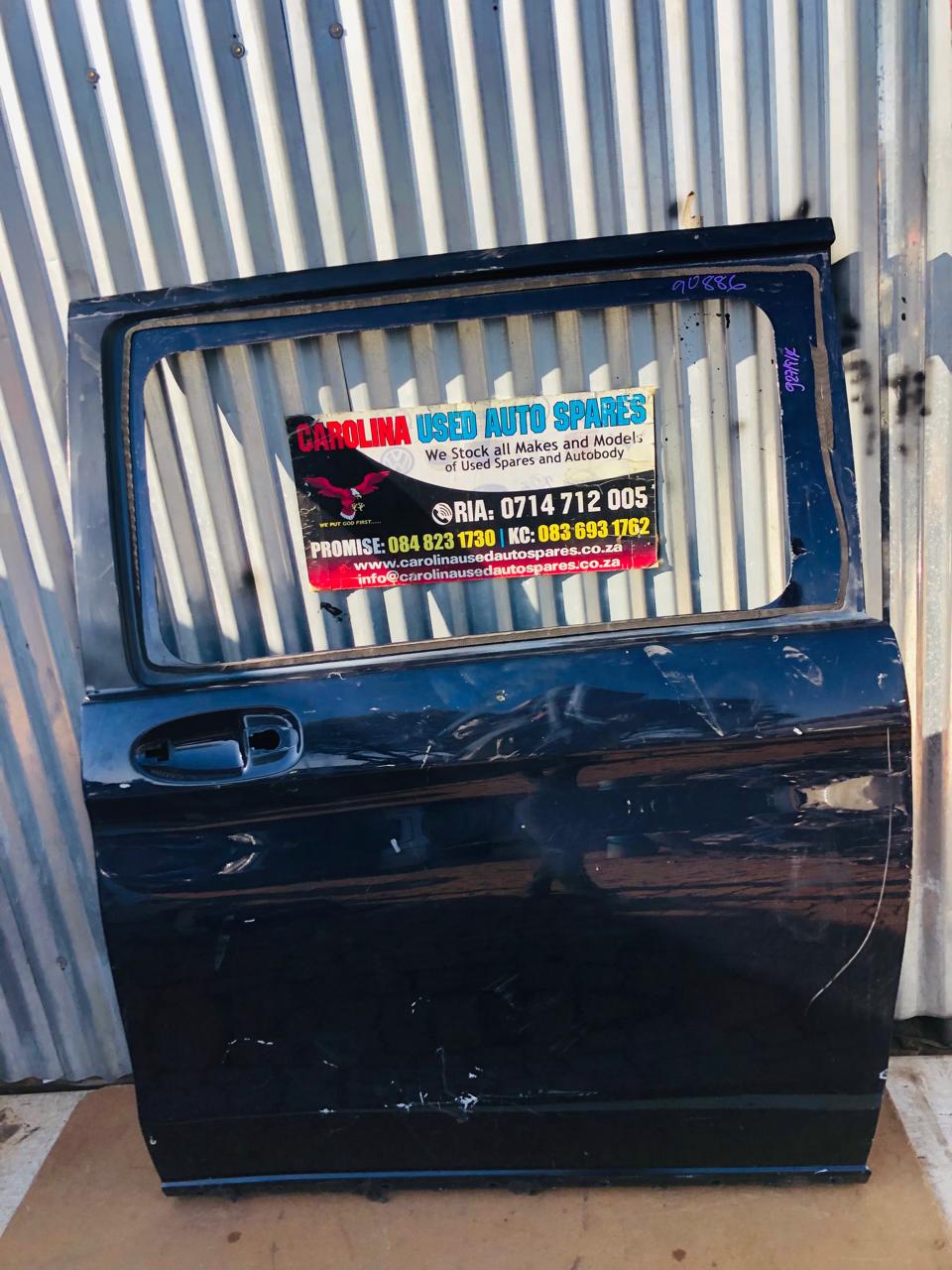 Mercedes Benz W447 Viano V250 left sife sliding door auto - Private Seller