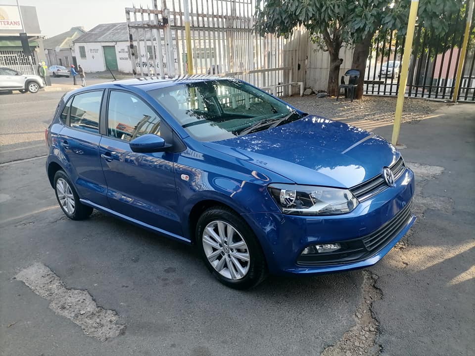 2019 Volkswagen polo vivo 1.4 Hatchback Comfortline Service history