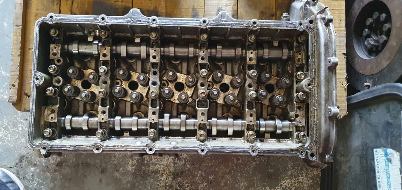 FORD RANGER 3.2 Cylinder head - Private Seller