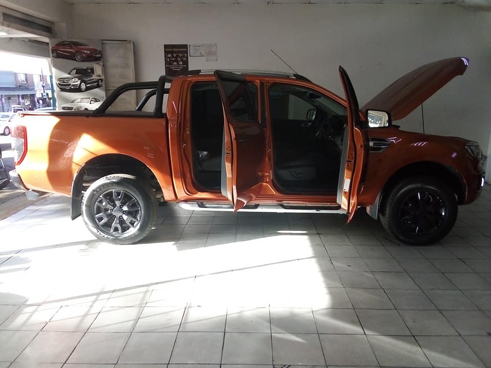 2015 Ford Ranger 3.2WILDTRACK Auto Double Cab orange Reverse Camera Leather seat 75000km
