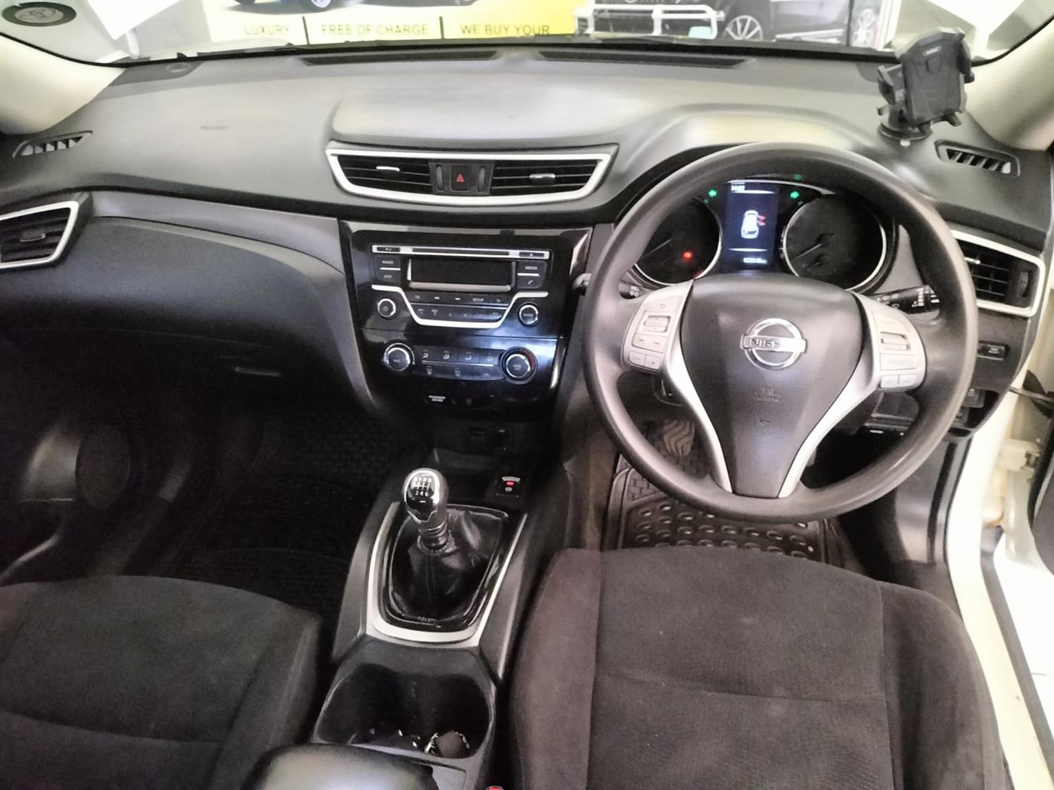 2017 NISSAN XTRAIL 2.0 MANUAL WHITE PETROL SPARE KEY122.000KM