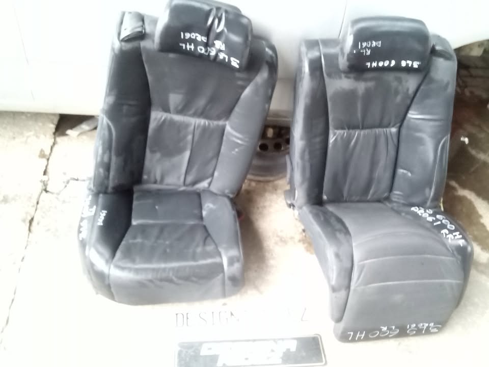 LEXUS 3 LS400/ LS600 HL REAR SEATS - Private Seller LEXUS 3 LS400/ LS600 HL REAR SEATS - Private Seller