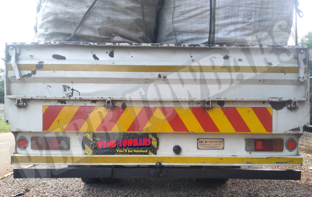 Toyota Hino 4 Ton Truck - Heavy Duty Channel Towbars - Private Seller Toyota Hino 4 Ton Truck - Heavy Duty Channel Towbars - Private Seller