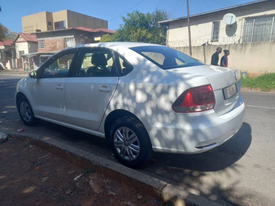 2019 Polo 6 Sedan 1.4 Petrol, Manual, White, 38000km Service History