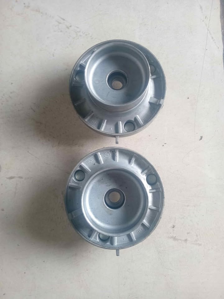 BMW F90 M5 F93 Support bearing rear left 7856963 - Private Seller BMW F90 M5 F93 Support bearing rear left 7856963 - Private Seller