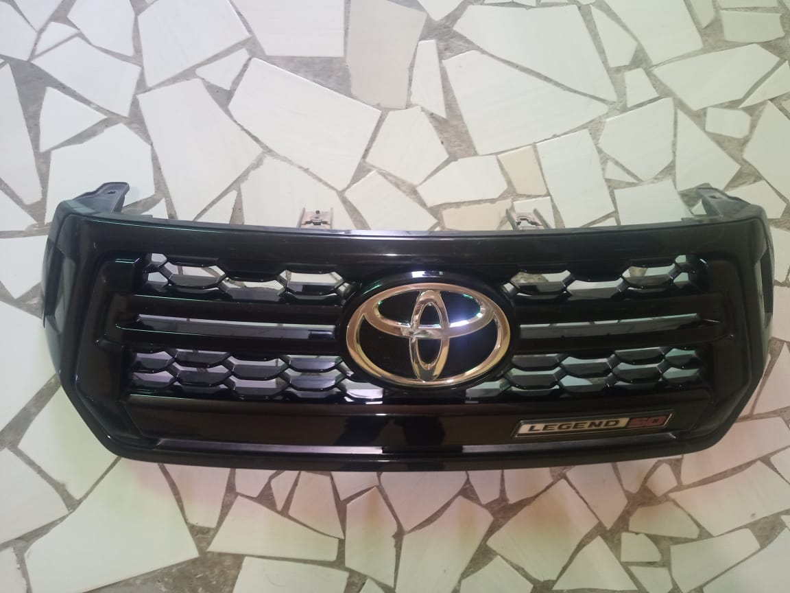 2018-2020 TOYOTA HILUX GD6 FRONT GRILL FOR SALE - Private Seller 2018-2020 TOYOTA HILUX GD6 FRONT GRILL FOR SALE - Private Seller