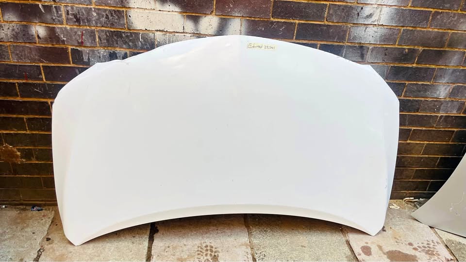Toyota Corolla Professional bonnet 2010/14 - Private Seller Toyota Corolla Professional bonnet 2010/14 - Private Seller