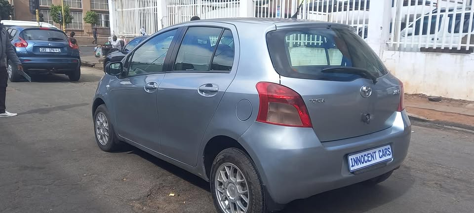 2007 TOYOTA YARIS 1.3 MANUAL, GREY COLOUR, 95000KM