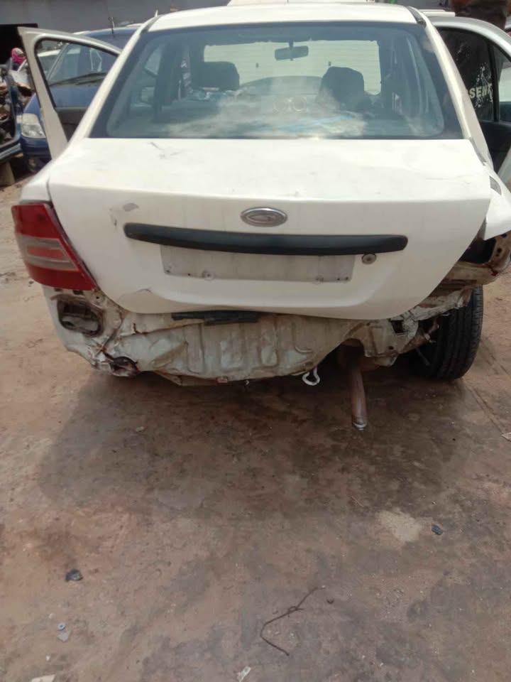 Ford Ikon 2012, 1.6 petrol - Private Seller