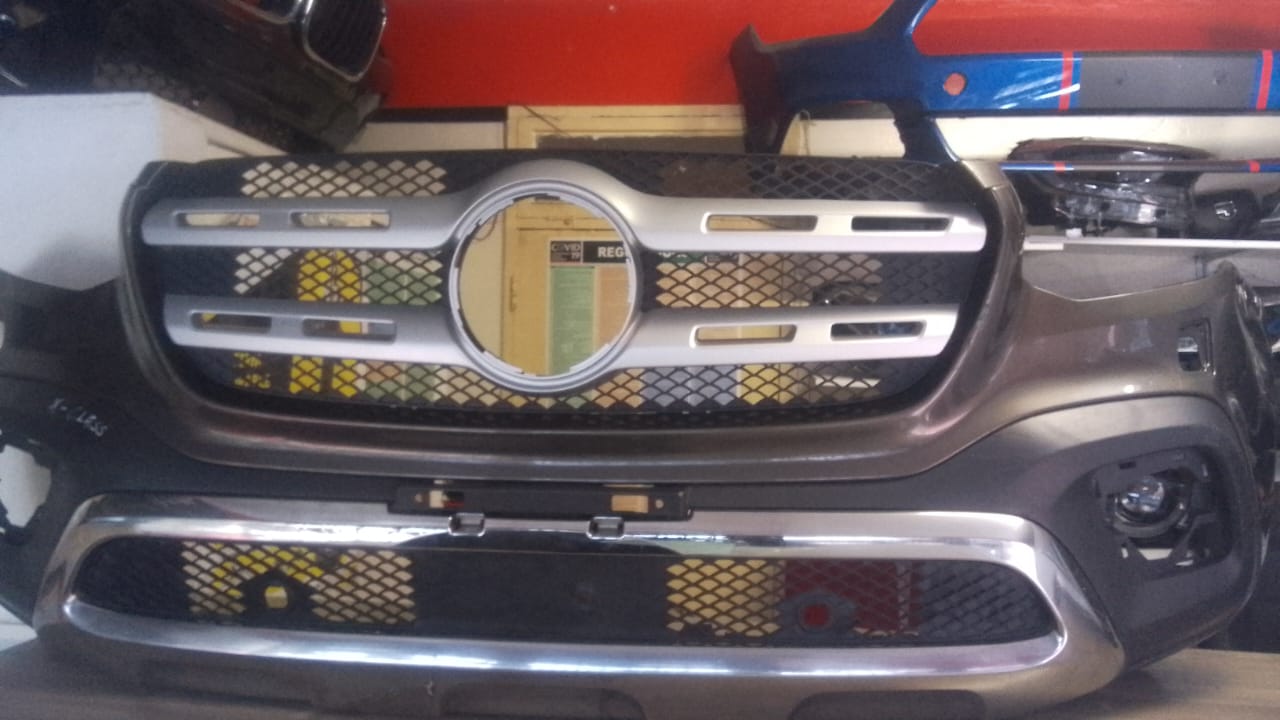W470 (2021) COMPLETE MERCEDES-BENZ W470 X-CLASS BAKKIE FRONT BUMPER - Private Seller W470 (2021) COMPLETE MERCEDES-BENZ W470 X-CLASS BAKKIE FRONT BUMPER - Private Seller
