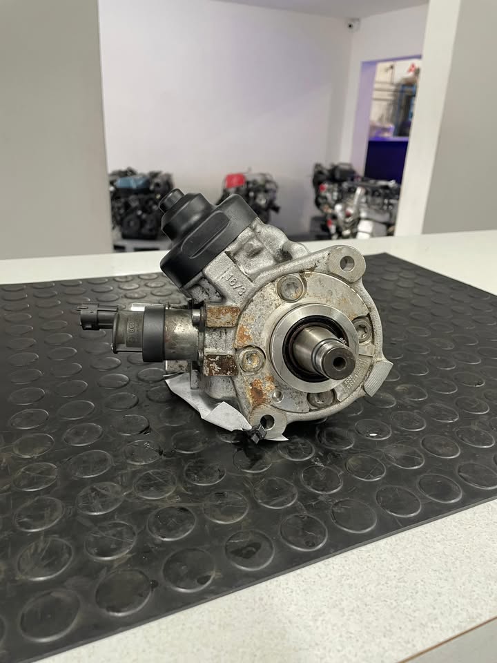 Kia Sorento H1 2.5 Diesel Pump for sale (D4CB)