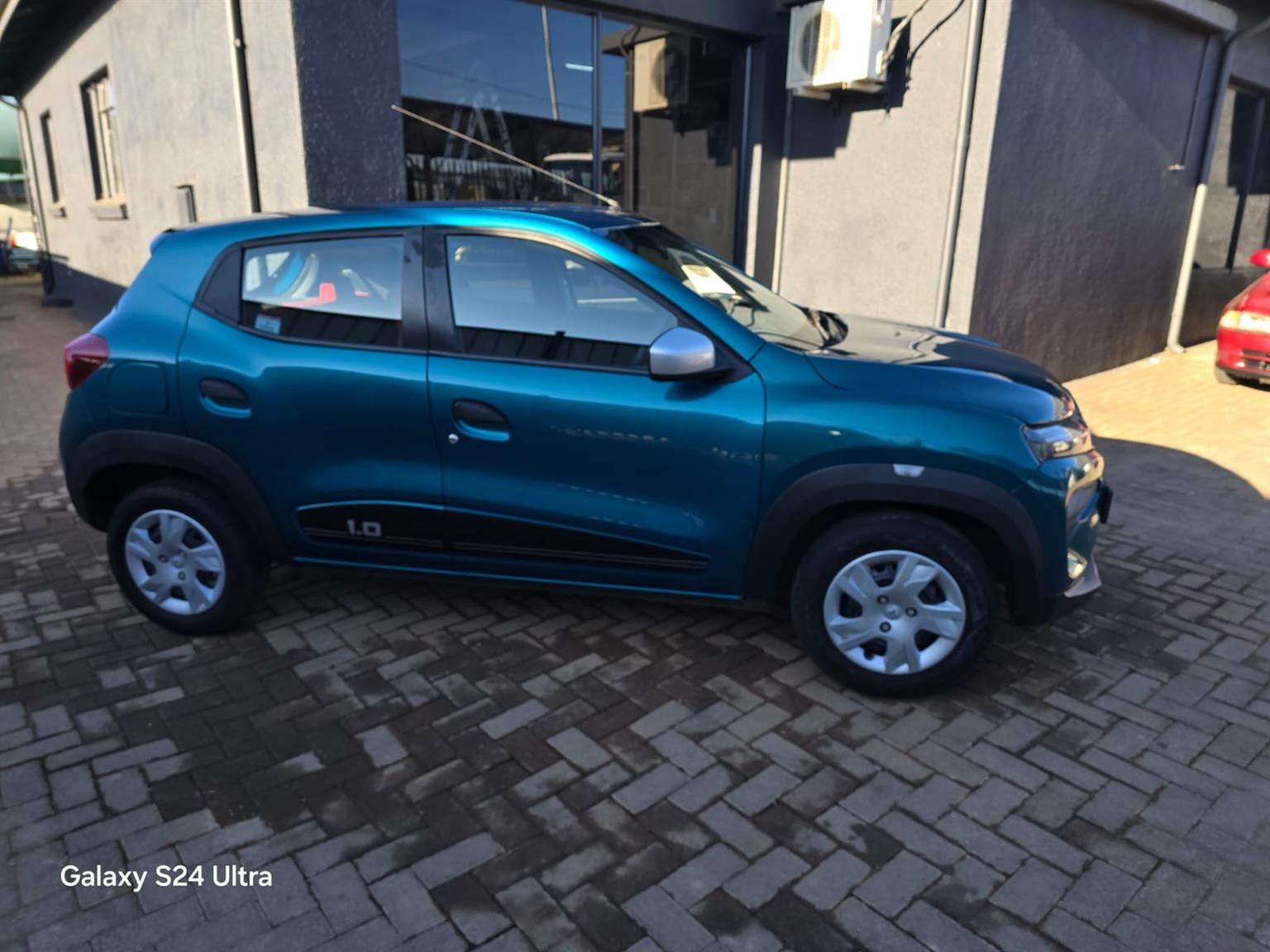 Used 2022 Renault Kwid 1.0 Dynamique - Private Seller Used 2022 Renault Kwid 1.0 Dynamique - Private Seller