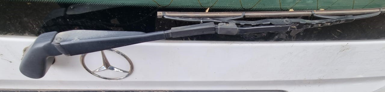 Mercedes Vito W639 Wiper Blades - Private Seller