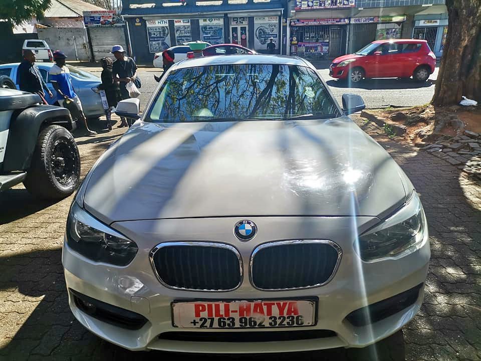 2017 BMW 118i 1 SERIES AUTOMATIC
