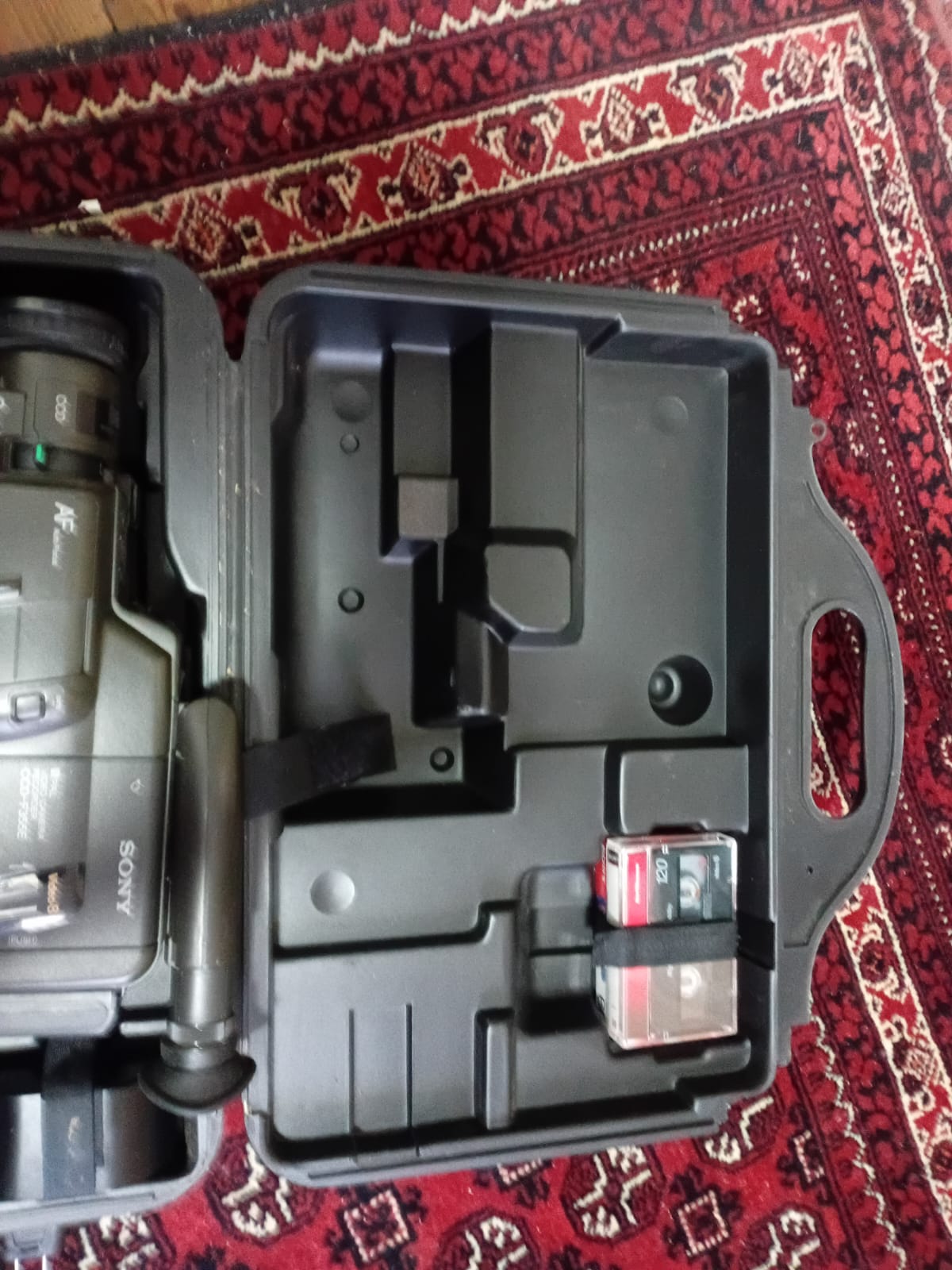 Hilti torch model sfl14-aSony video camera