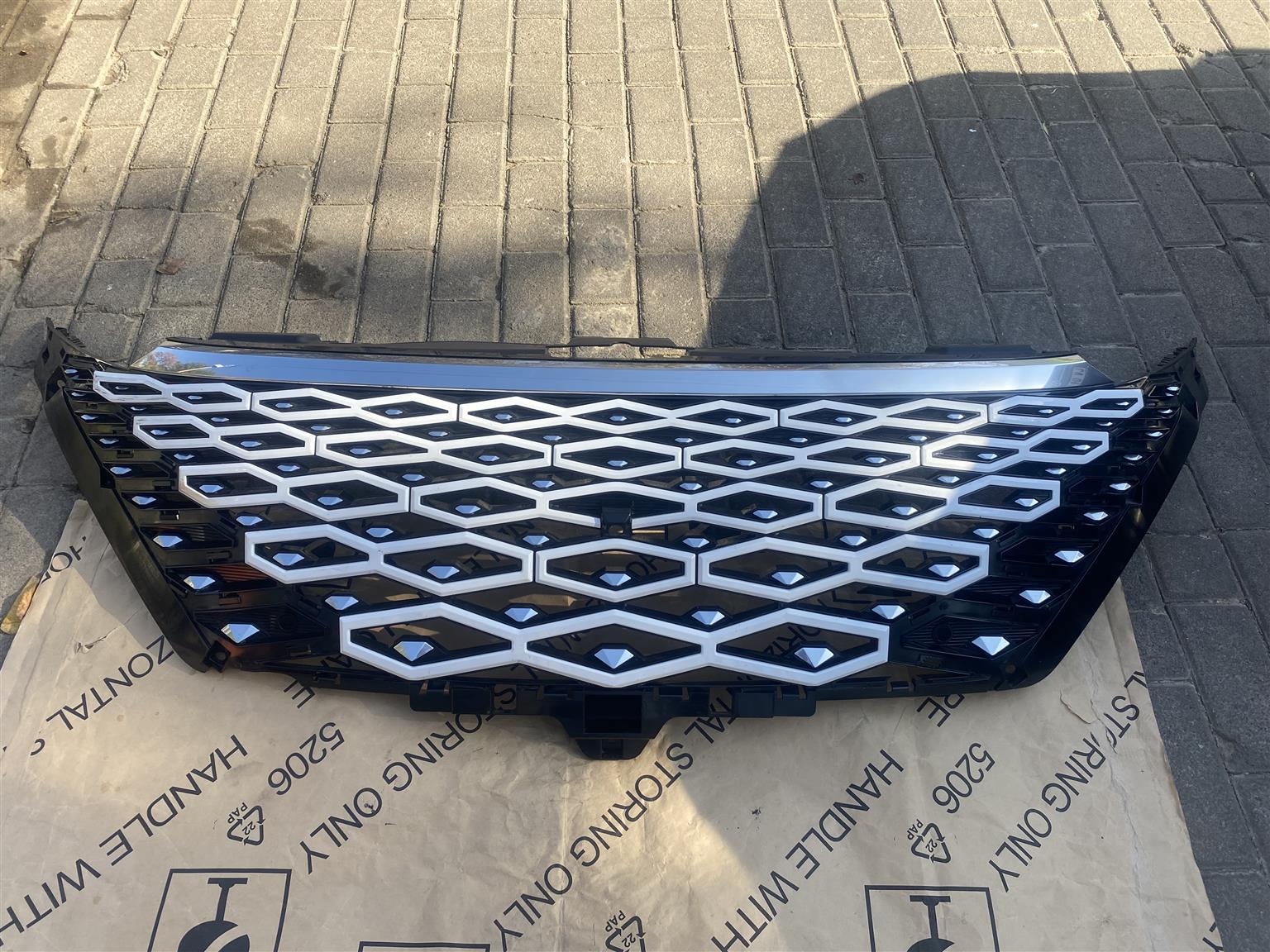 2025 CHERY OMODA C5 RADIATOR GRILLE FOR SALE. IN EXCELLENT CONDITION - Private Seller 2025 CHERY OMODA C5 RADIATOR GRILLE FOR SALE. IN EXCELLENT CONDITION - Private Seller