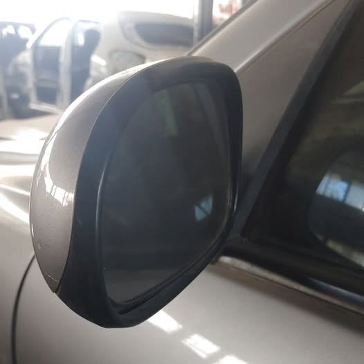 Nissan Almera left side mirror - Private Seller Nissan Almera left side mirror - Private Seller
