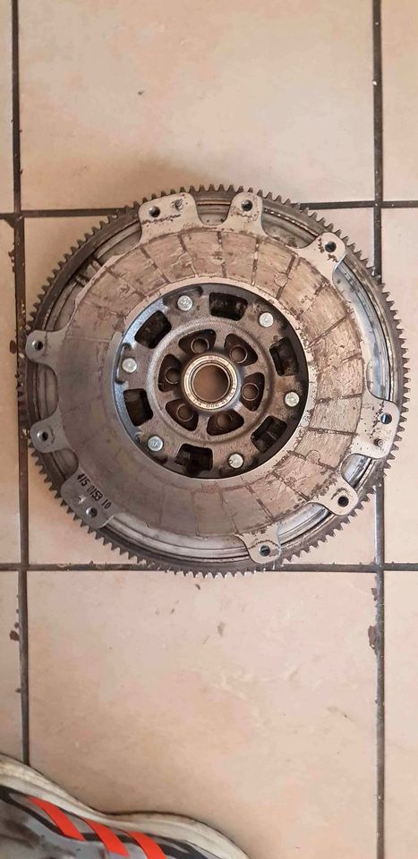 Nissan X-Trail QR25 Dual Mass Flywheel For Sale - Private Seller