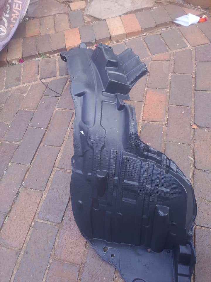 Toyota Avanza fender liner - Private Seller Toyota Avanza fender liner - Private Seller