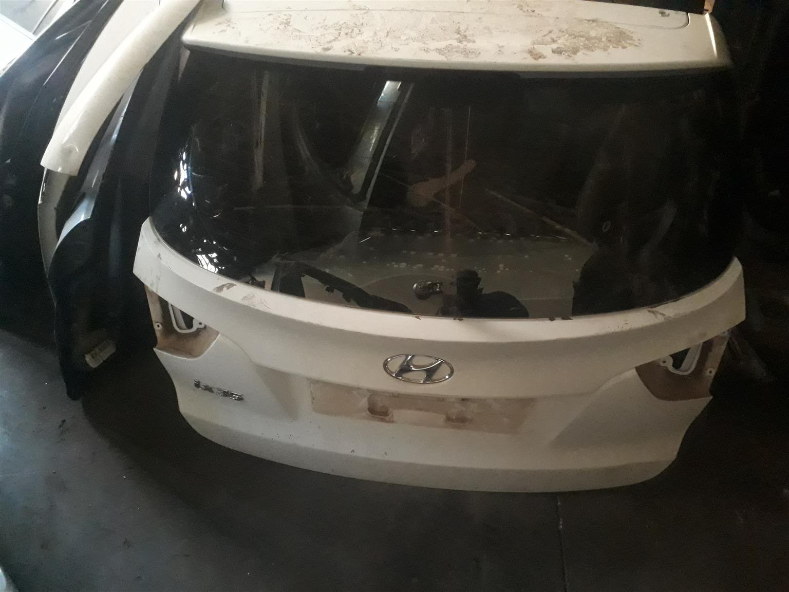 Hyundai ix35 Boot/Tailgate for Sale - Private Seller Hyundai ix35 Boot/Tailgate for Sale - Private Seller