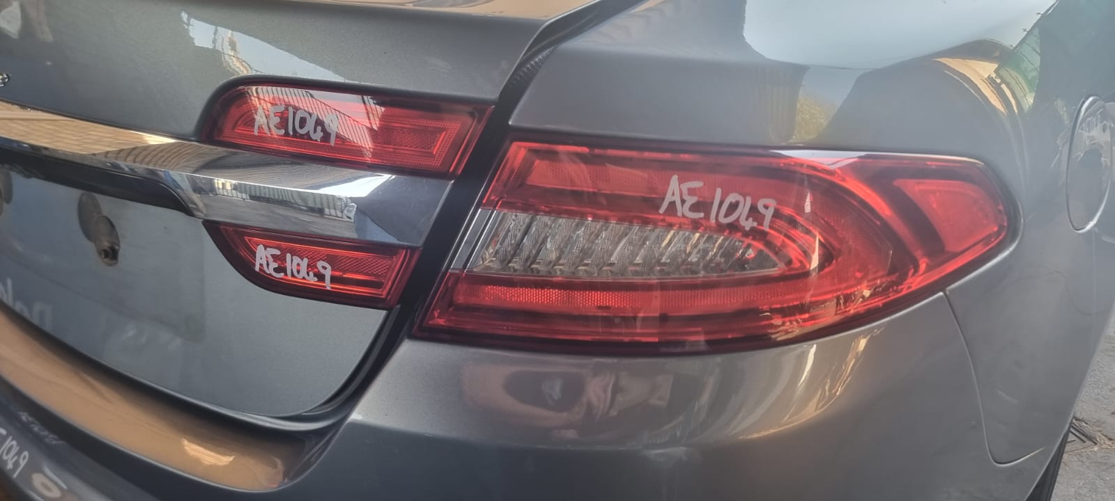 2013 Jaguar XF 2.0l Si4 Tail lights for sale - Private Seller