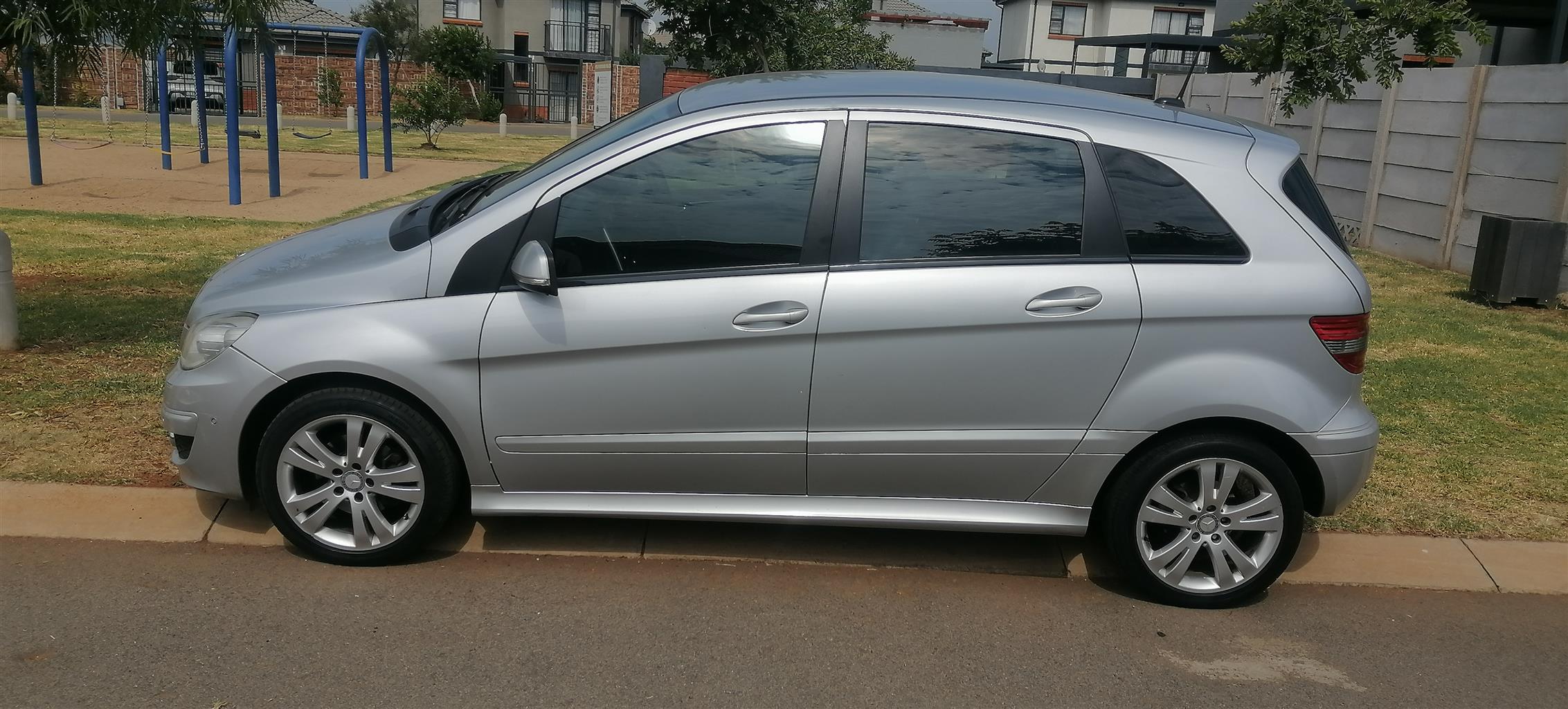 Used 2011 Mercedes-Benz B-Class B200 auto - Private Seller Used 2011 Mercedes-Benz B-Class B200 auto - Private Seller