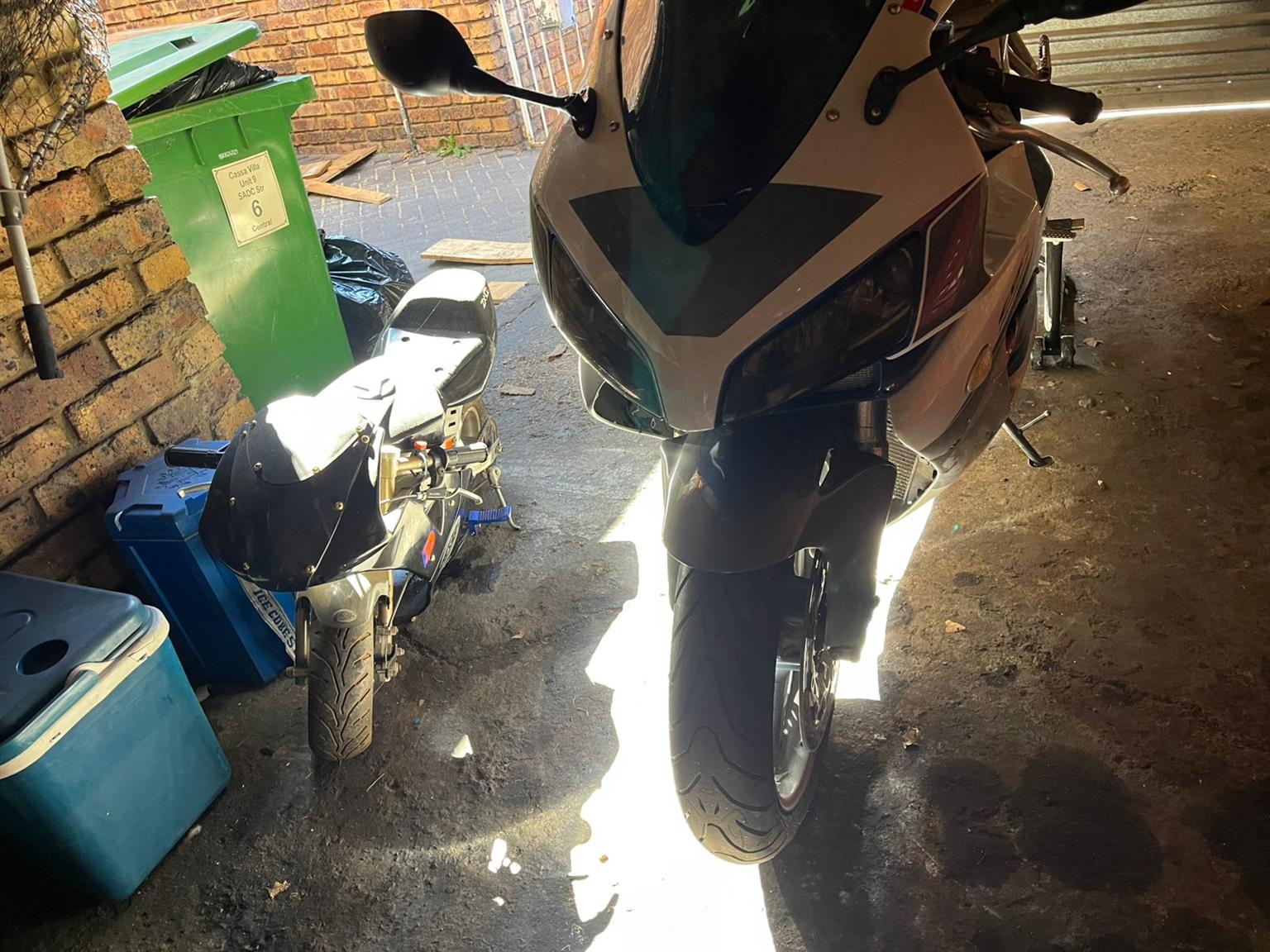 Super bike honda cbr 1000 rr - Private Seller Super bike honda cbr 1000 rr - Private Seller