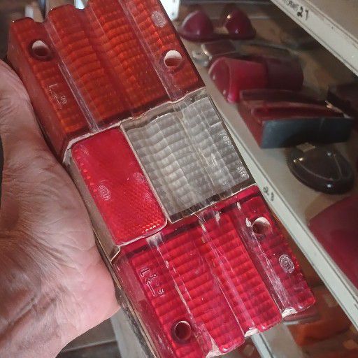 Hi Lux, old model, tail light lens - Private Seller Hi Lux, old model, tail light lens - Private Seller