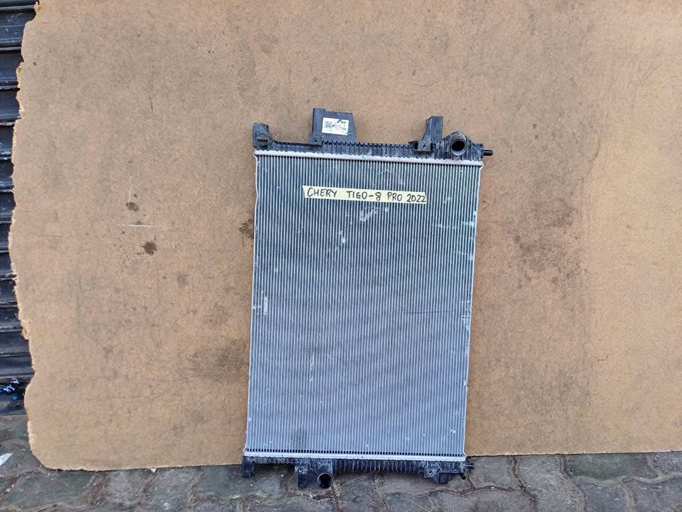 Chery Tiggo 8 pro radiator 2022 - Private Seller Chery Tiggo 8 pro radiator 2022 - Private Seller