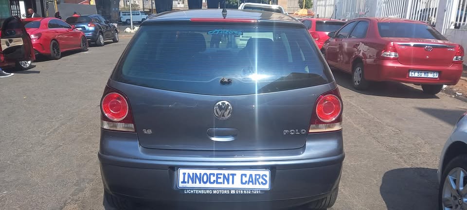 USED 2011 VW POLO BUGJWA 1.6, AUTOMATIC, GREY COLOUR , 83000KM, ACCIDENT FREE