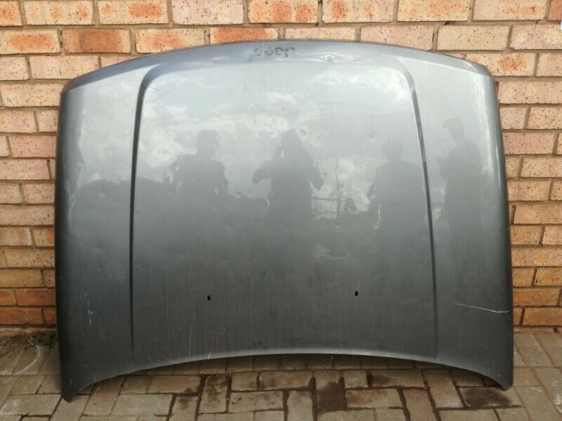 Jeep Cherokee Bonnet (Generation KK) - Private Seller