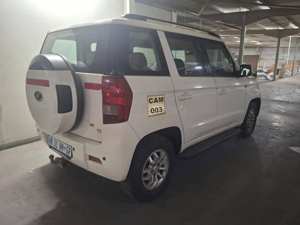 2018 Mahindra TUV 2018 Mahindra 7 seater