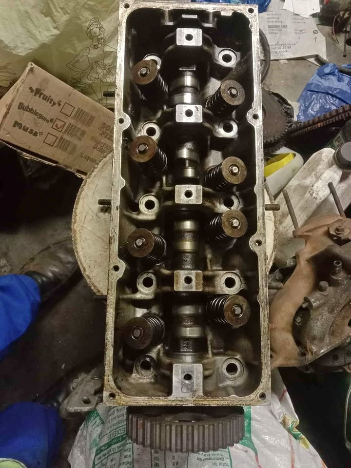 RENAULT KANGOO 1.4 8valves CYLINDER HEAD - Private Seller