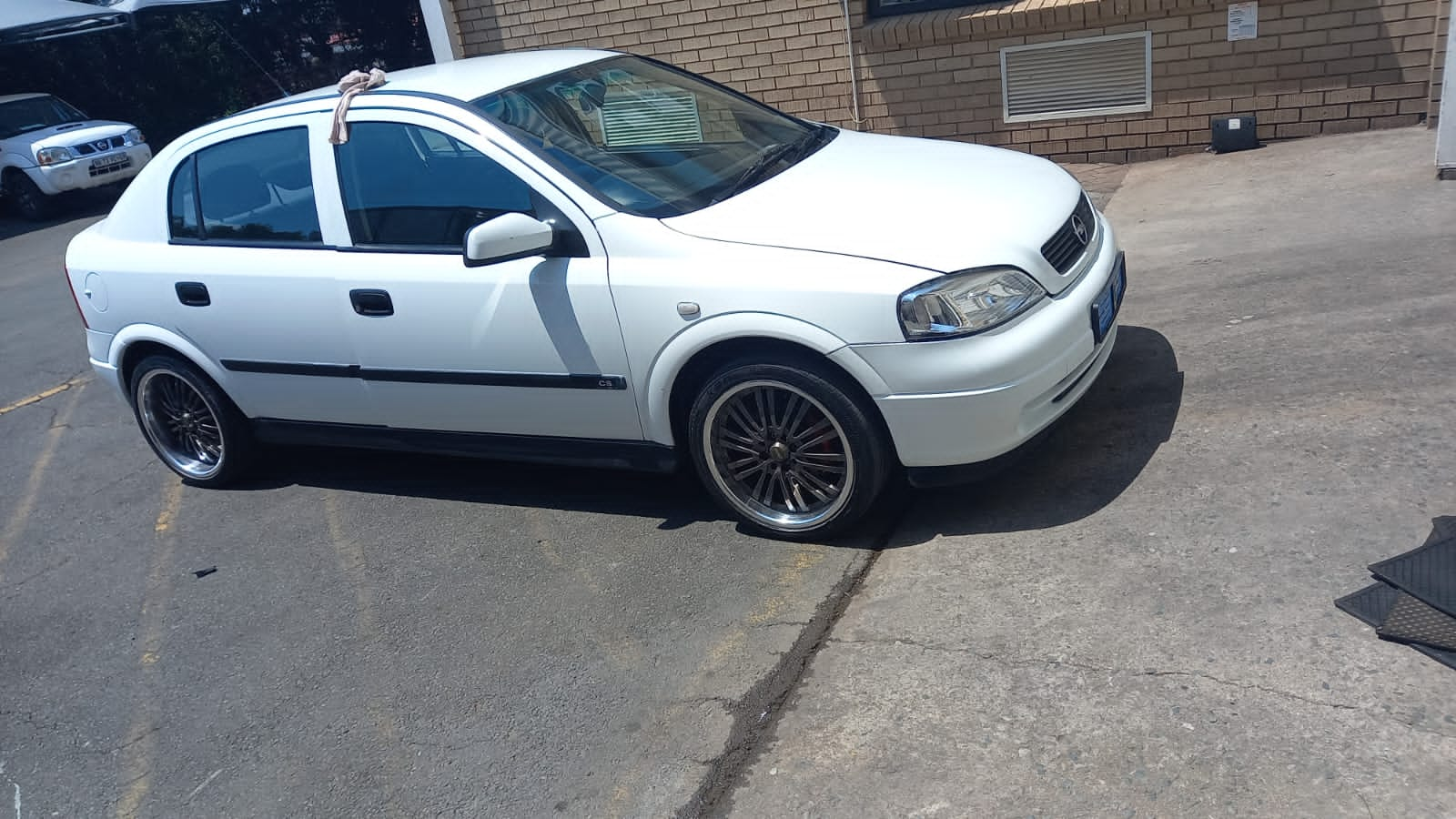 2000 Opel Astra | Junk Mail