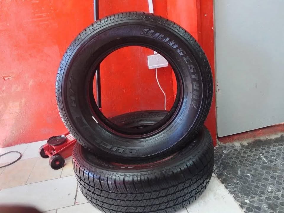 99% Thread of Bridgestone - Private Seller 99% Thread of Bridgestone - Private Seller