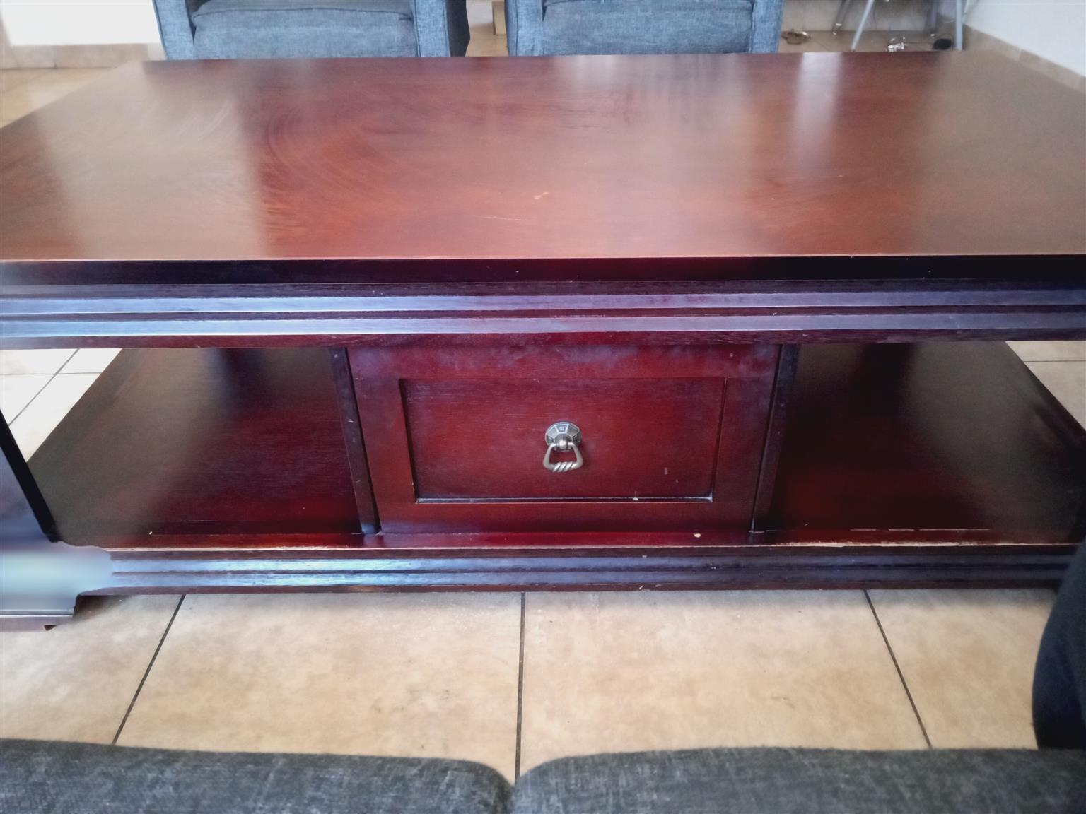 Hardwood mahogany shelved coffee table