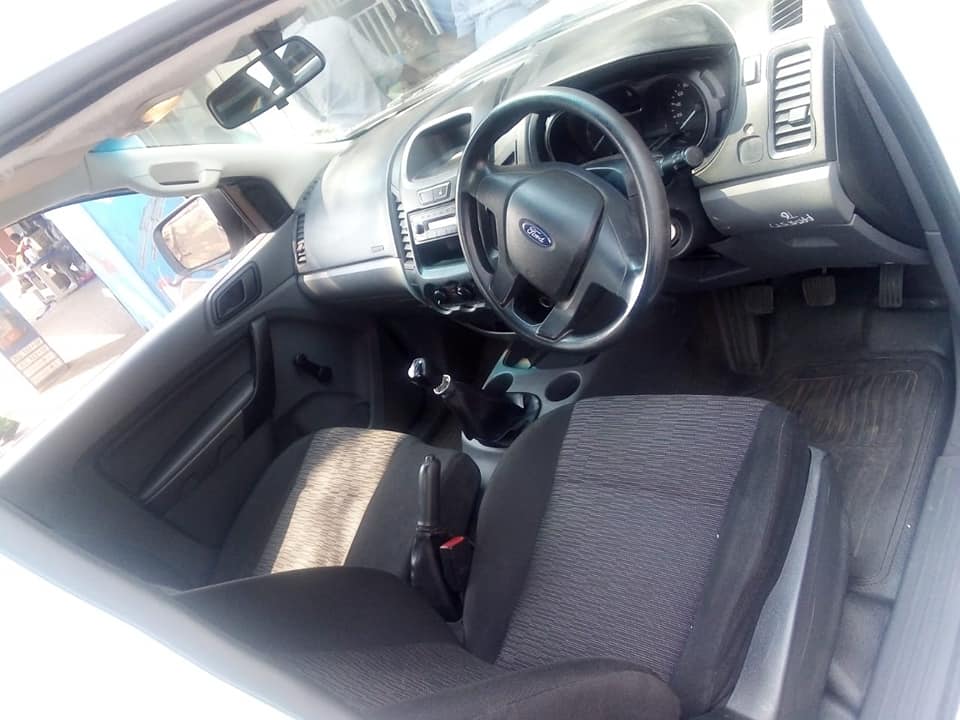 2018 FORD RANGER 2.2 4X2 MANUAL DISIEL WHITE COLOR 86,000KM