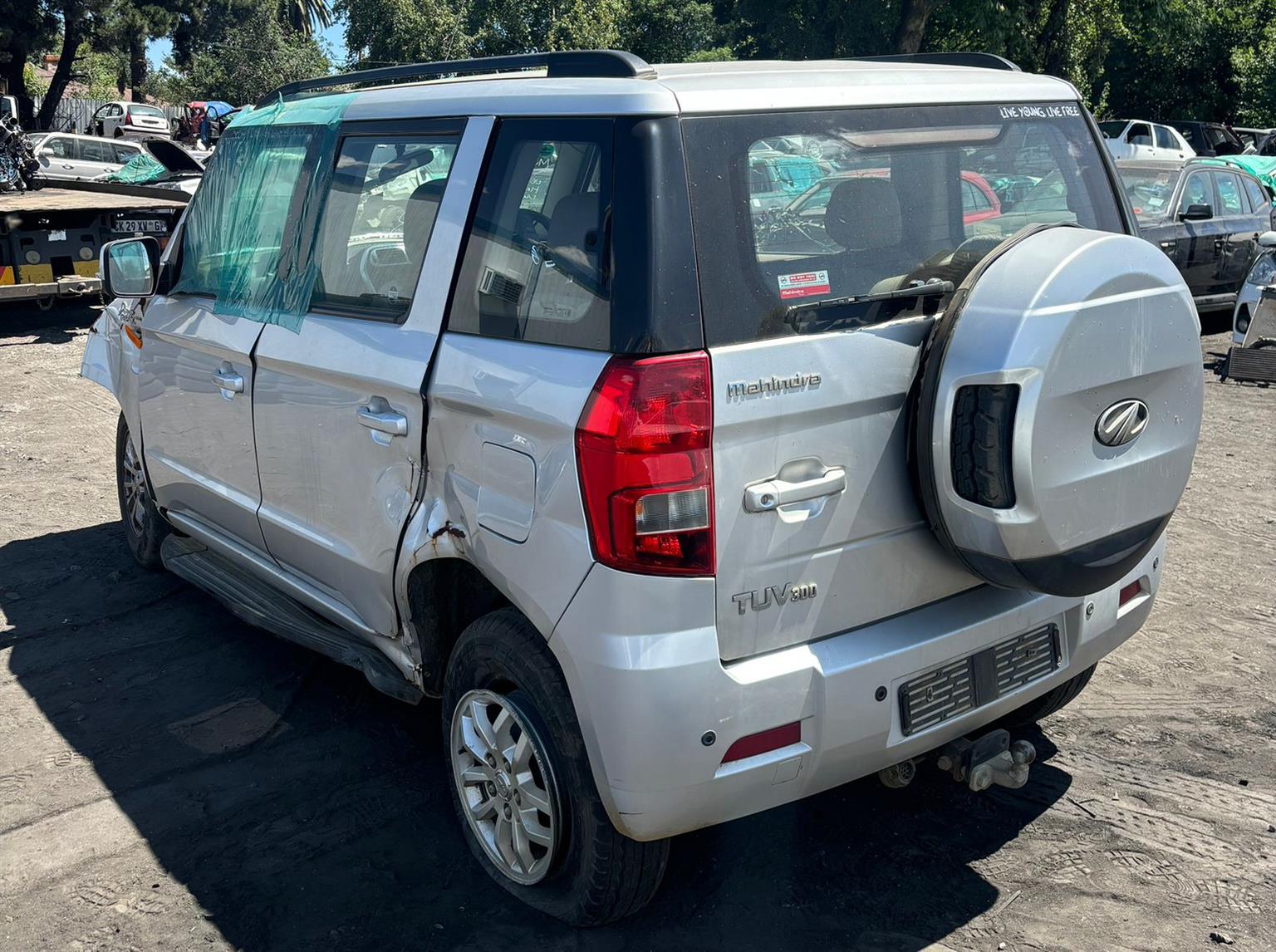 2017 Mahindra TUV 300 1.5 TD Spares - Private Seller 2017 Mahindra TUV 300 1.5 TD Spares - Private Seller