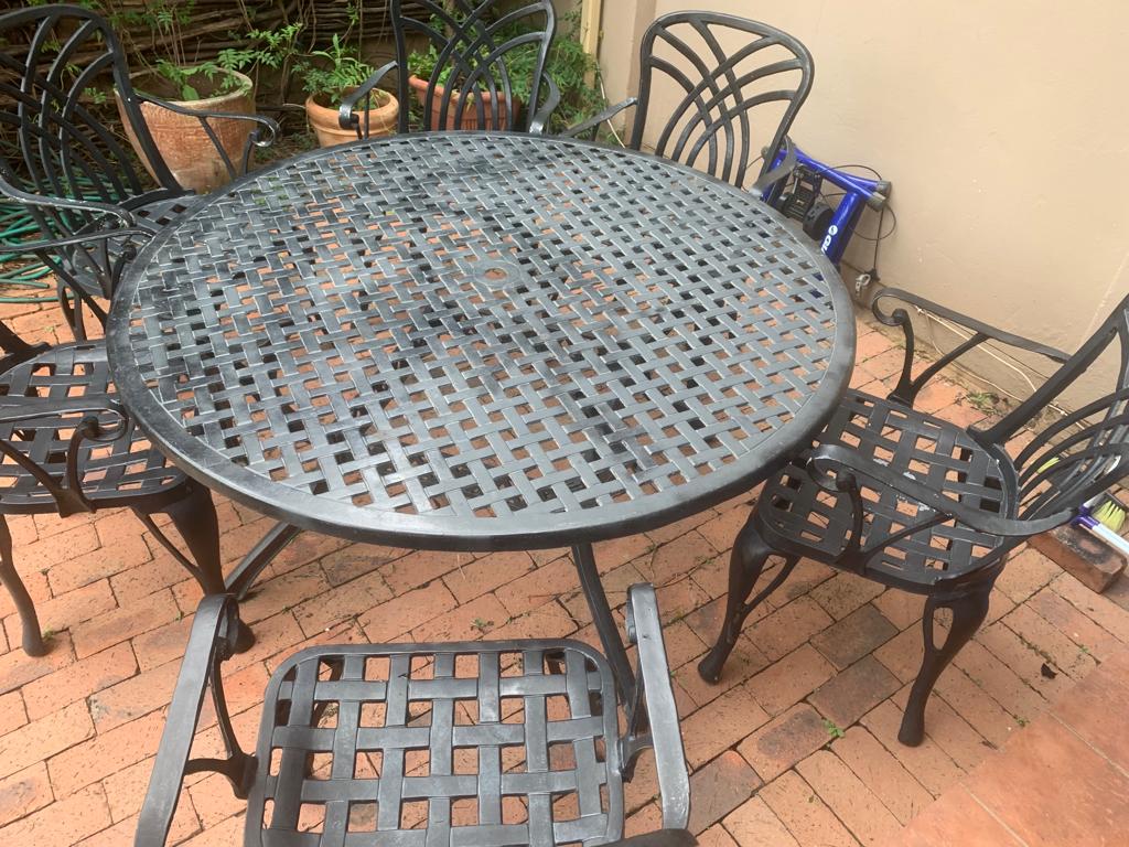 6 seater mosaic garden table