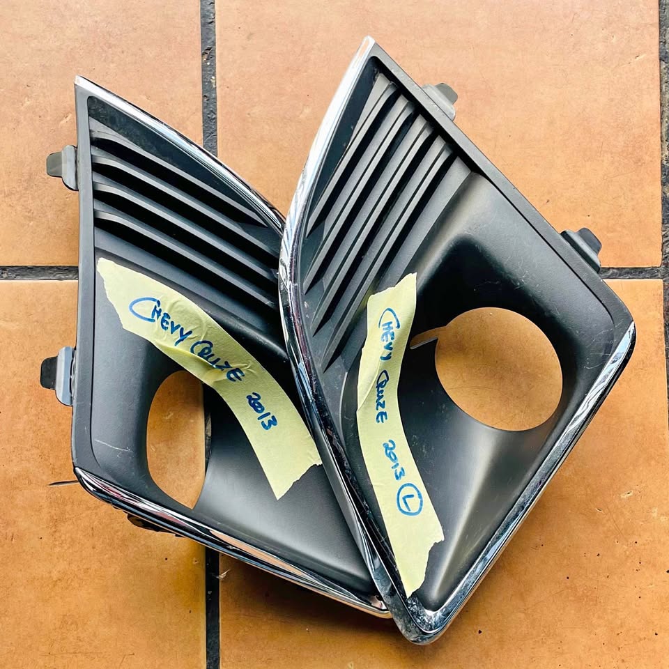 Chevrolet Cruze fog light covers 2013 - Private Seller Chevrolet Cruze fog light covers 2013 - Private Seller
