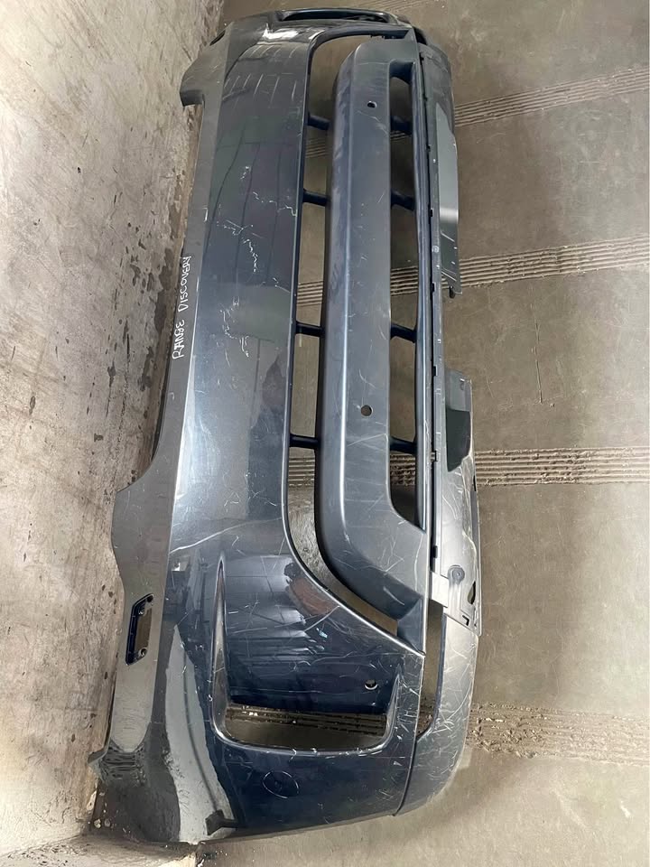 Range Rover Discovery front bumper